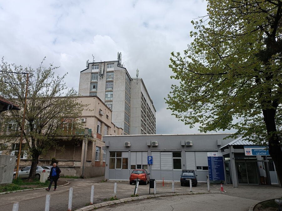UKC Kragujevac: Zbog rekonstrukcije promenjene lokacije ambulanti, uvedeni i NOVI BROJEVI ZA ZAKAZIVANJE