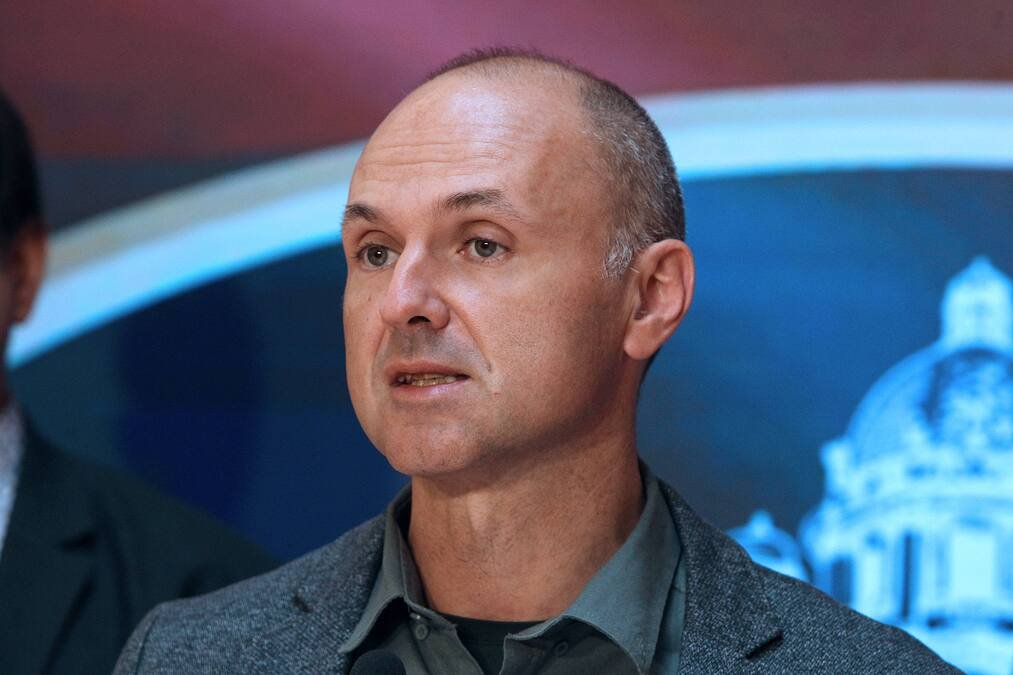 OPŠTE RASULO U ZELENO LEVOM FRONTU! Haos nastao zbog (ne)postojanja podrške blokaderskoj listi: Ni oni sami ne znaju šta se dešava