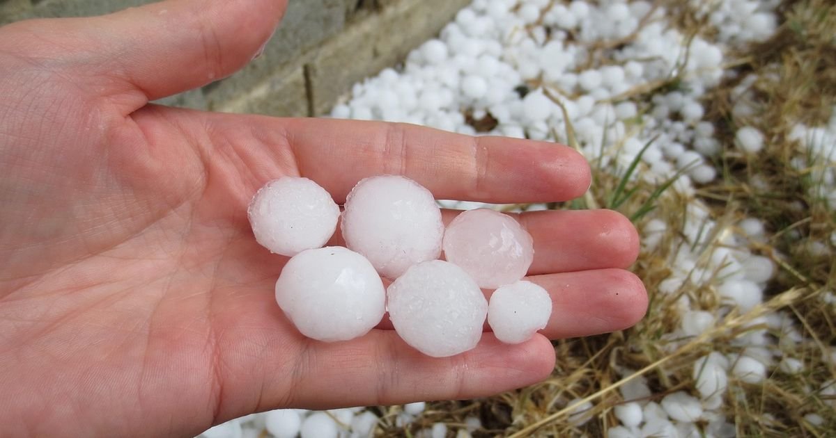Oluja skidala crepove i krovove sa kuća u Koceljevi: Velika šteta posle nevremena