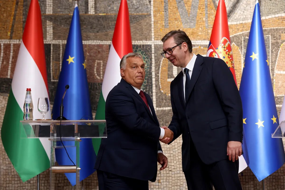 Gledajte Orbana, crtajte Vučića: Da li će i budžet Srbije biti "očerupan" kao onaj u Mađarskoj, nakon odlaska SNS sa vlasti