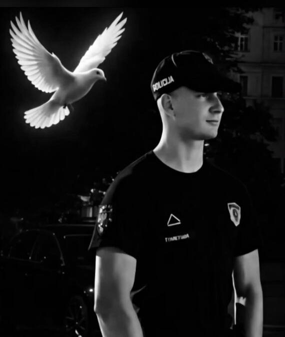 "PROKLETA DRINA NAM JE UZELA ANĐELA" Cela Loznica tuguje za mladim policajcem koji se utopio: Nastradao je u reci, a bio je dobar plivač! (foto)