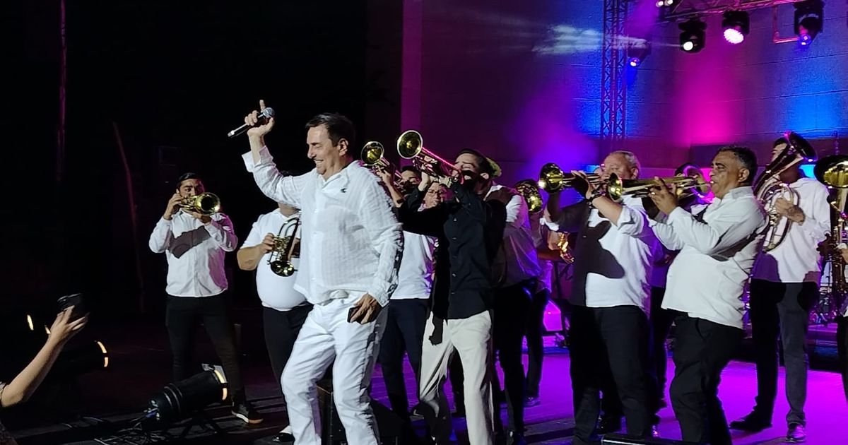 Keba digao Niš na noge! Na spektakularan način počeo koncert: Nišlijama priredio veče za pamćenje uz trubače