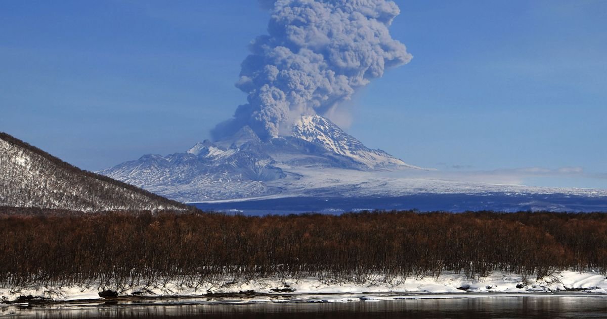 Eruptirao džinovski vulkan u Rusiji, pepeo dostigao visinu od 10,5 km