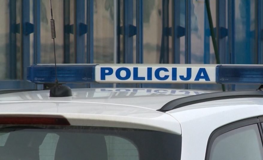 Naočarima krišom snimao nagu decu u Istri, policija apeluje: "Obucite deci kupaće"