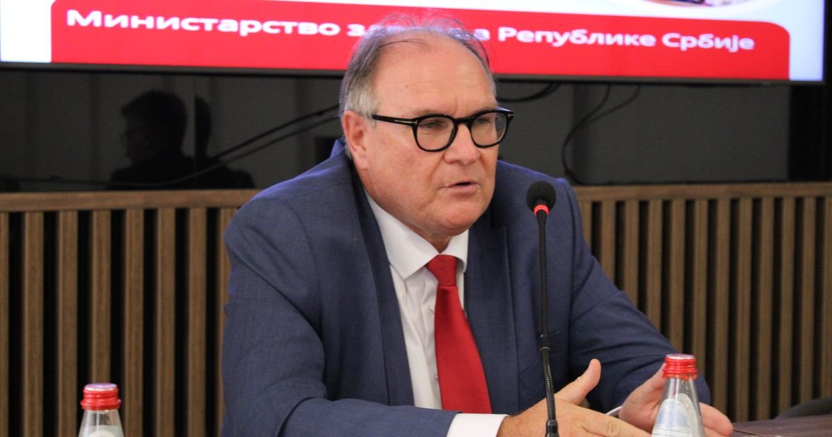 Tasić: Zahvaljujući jeftinijim lekovima, oko dva i po miliona domaćinstava će uštedeti