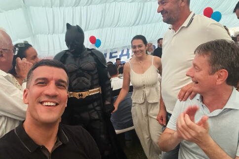 "I BETMEN ZNA..." Glišić i Kešelj s Betmenom na Ubu! Poslali predsedniku Vučiću jaku poruku: Ljudi su spremni, čekaju da kažeš datum i idemo da pobedimo! (FOTO)