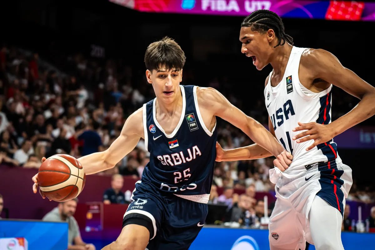 Hrabra Srbija pala u finalu, srebro za "orliće" na Mundobasketu - moćni Amerikanci dominantno do svetske titule