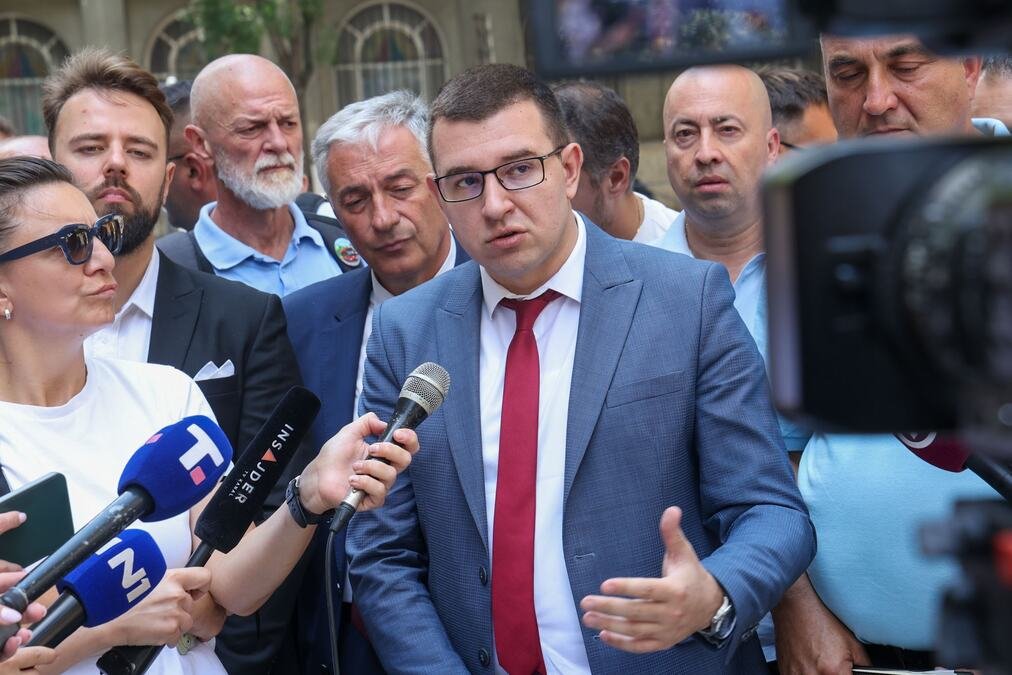 ZAVRŠEN SASTANAK VUČIĆA S PREDSTAVNICIMA GSP Banković: Konstruktivan sastanak, javno-privatno partnerstvo i konkurs sa preduzećem Strela biće obustavljen
