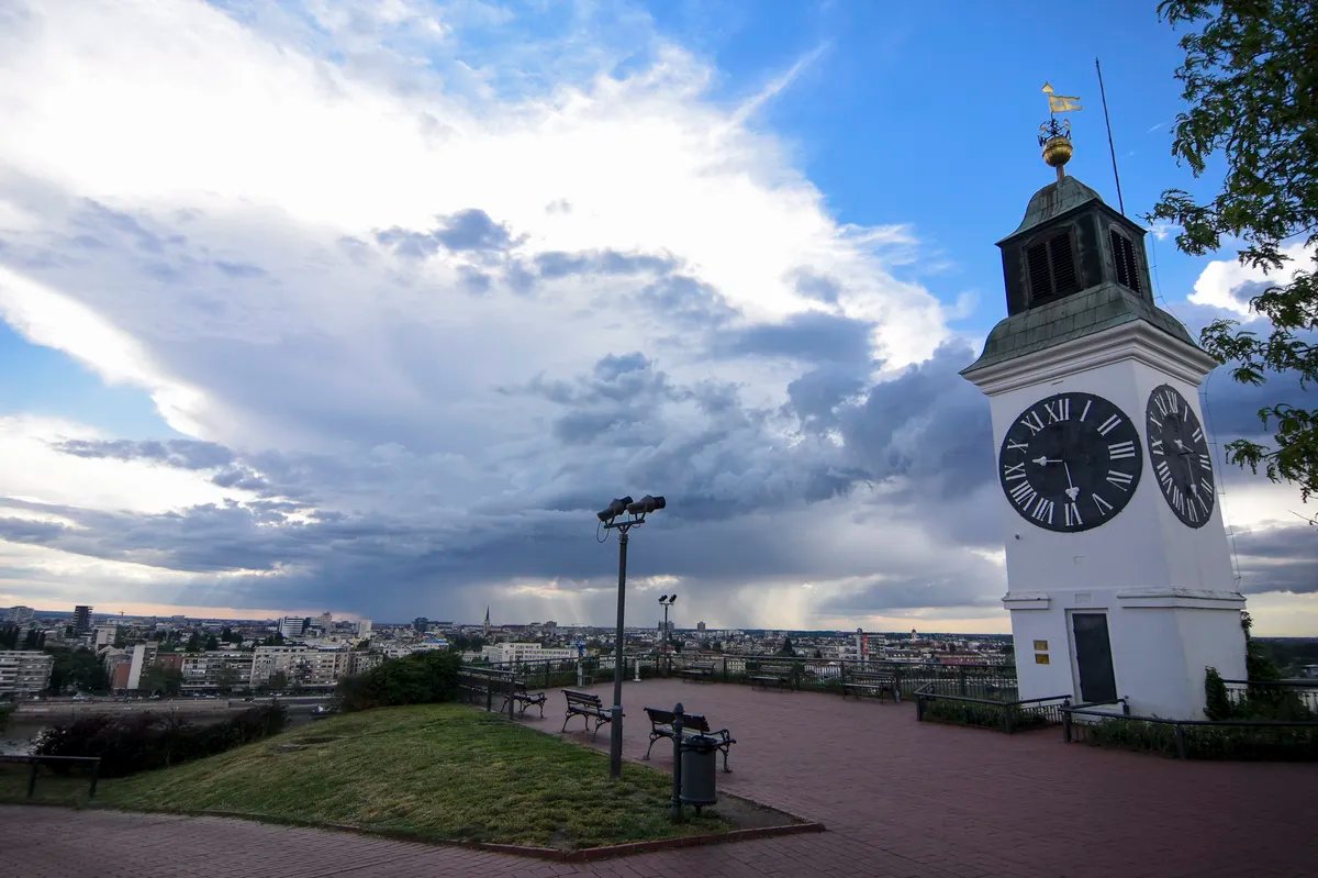 Oblačno sa sunčanim intervalima i temperaturom do 32 stepena