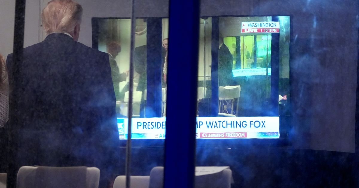 TRAMPCEPTION Predsednik SAD zapalio internet: Gledao samog sebe uživo na Fox News