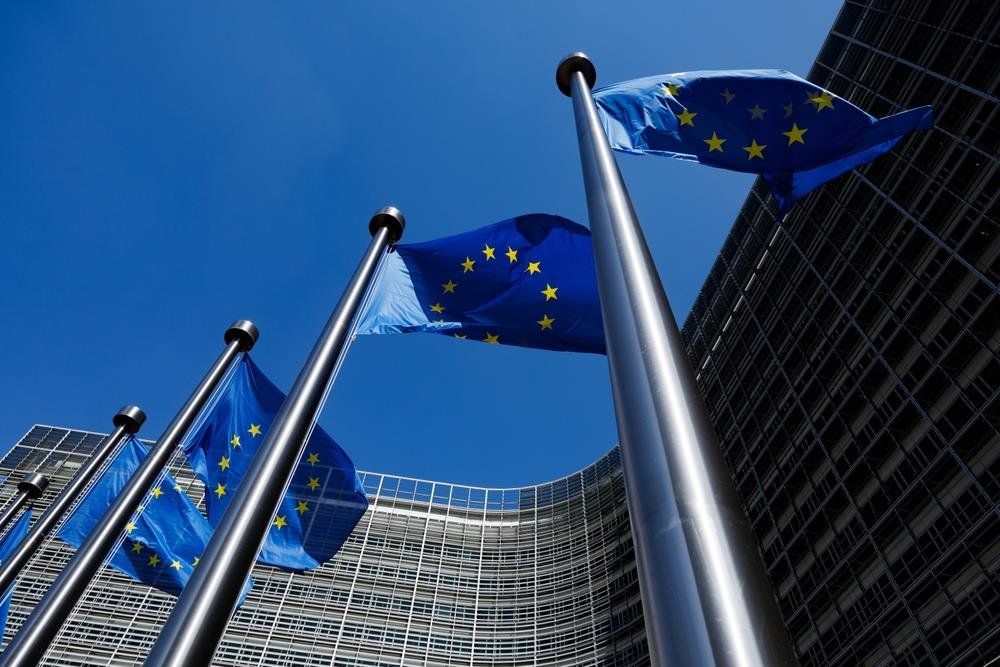 "EMOCIJE NE MENJAJU ČINJENICU DA JE EU NAJVEĆI EKONOMSKI PARTNER!" Petričković i Filipović o Srbiji između Evropske unije i sopstvenih interesa