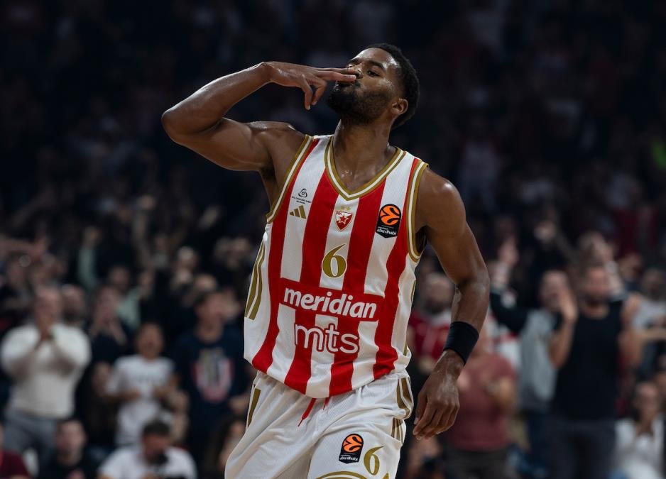 DŽERED BATLER ODBIO BOGATE PONUDE IZ NBA I EVROLIGE I PRODUŽIO UGOVOR SA ZVEZDOM! Crveno-beli krajnjim naporima zadržali Amerikanca!