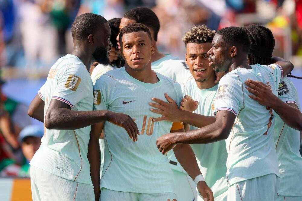 Francuzi su baš moćni: Trikolori bez muke eliminisali Maroko, novi gol Mbapea!