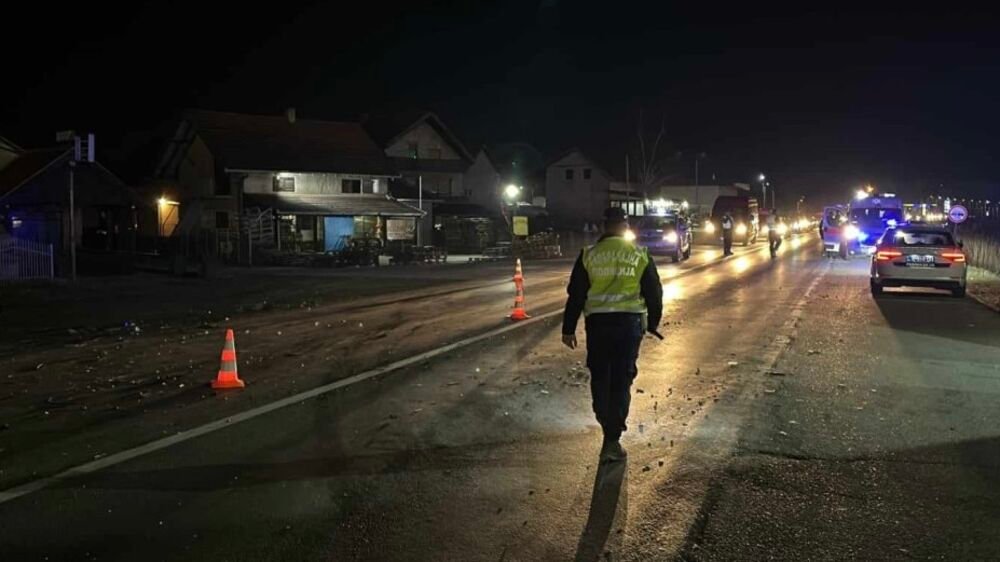 Dvoje mrtvih: Stravična nesreća u Batajnici!