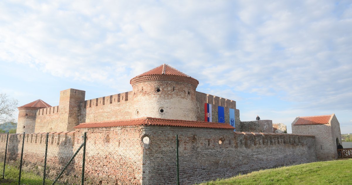 Domaći i strani gosti TRČE na Fetislam: Niko nije očekivao da će OVOLIKI broj ljudi