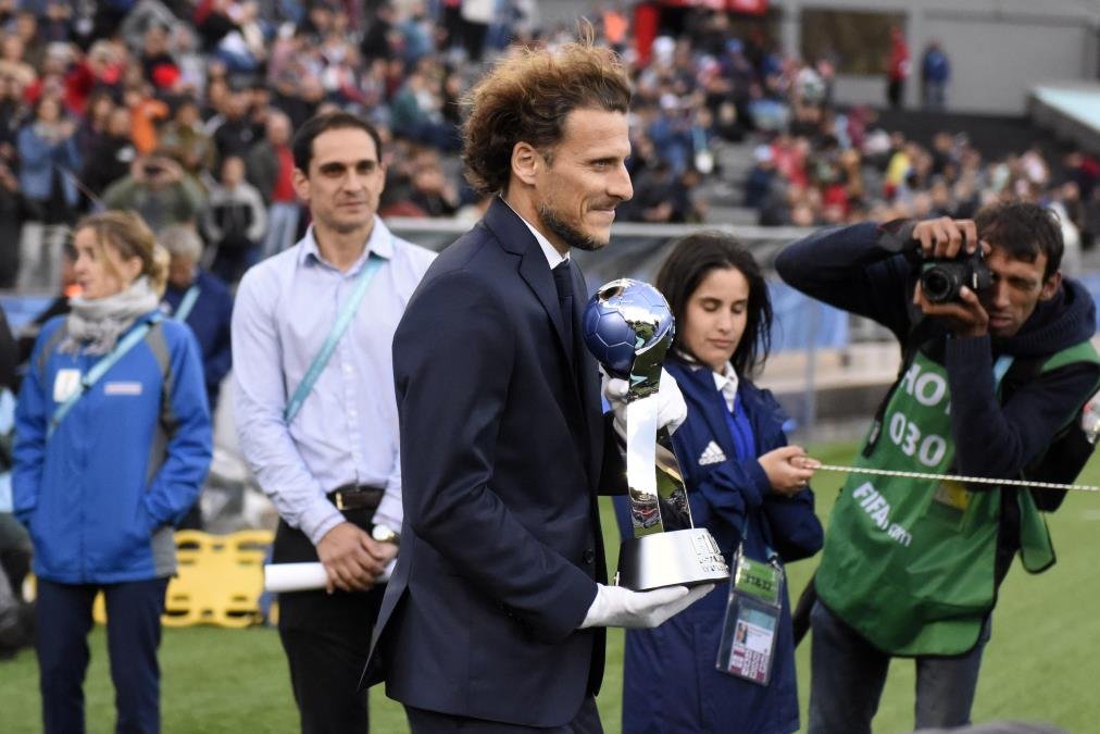 LEGENDA SELA NA KLUPU: Forlan novi selektor Urugvaja