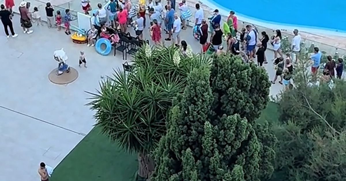 Deli se snimak turista u Španiji, stampedo u hotelu: "Zamisli da plaćaš 2.000 evra za ovo!"