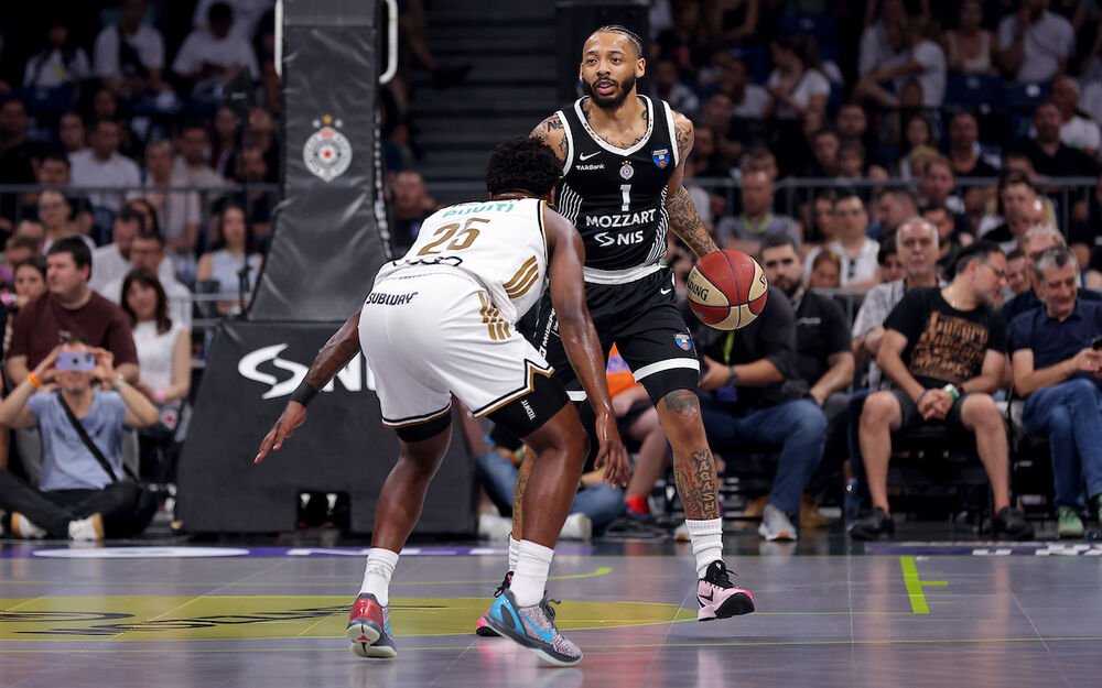 Uzeo Partizanu titulu, a sada preuzima Barselonu!