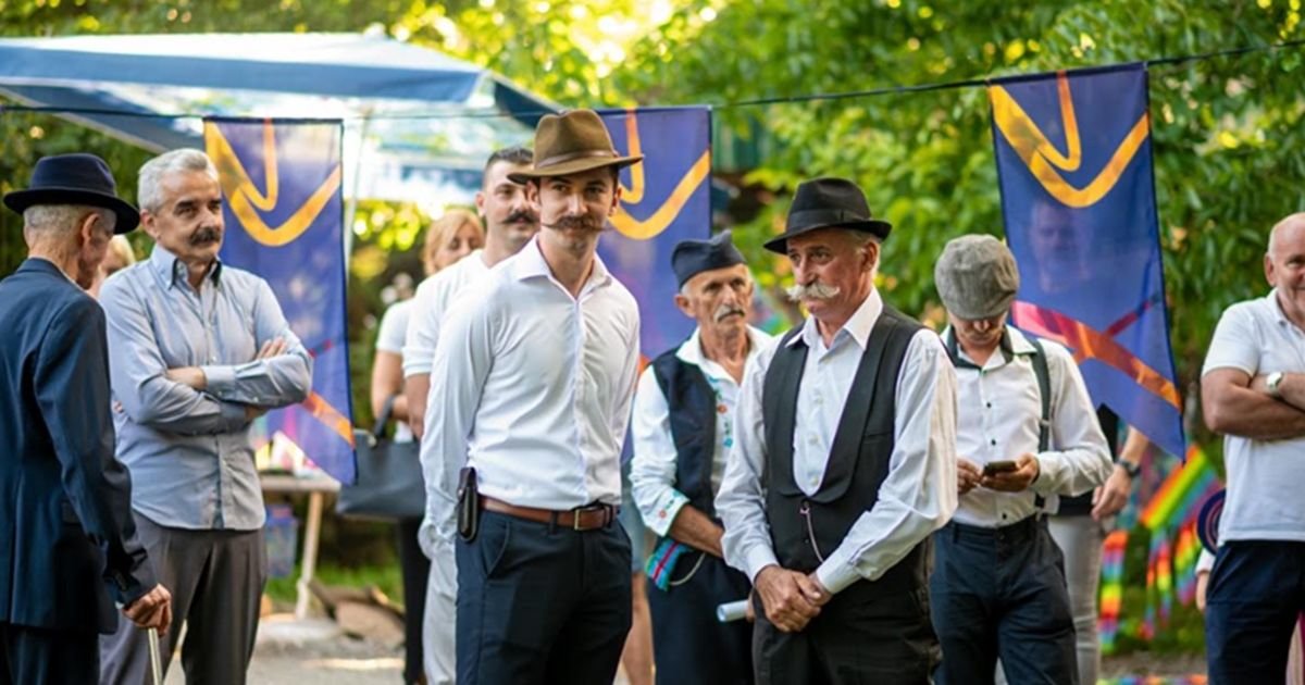 Stevan iz Golubinaca ima najlepše brkove, odlučio žiri: Jednog učesnika LilaLo festivala dovelo 10 koleginica