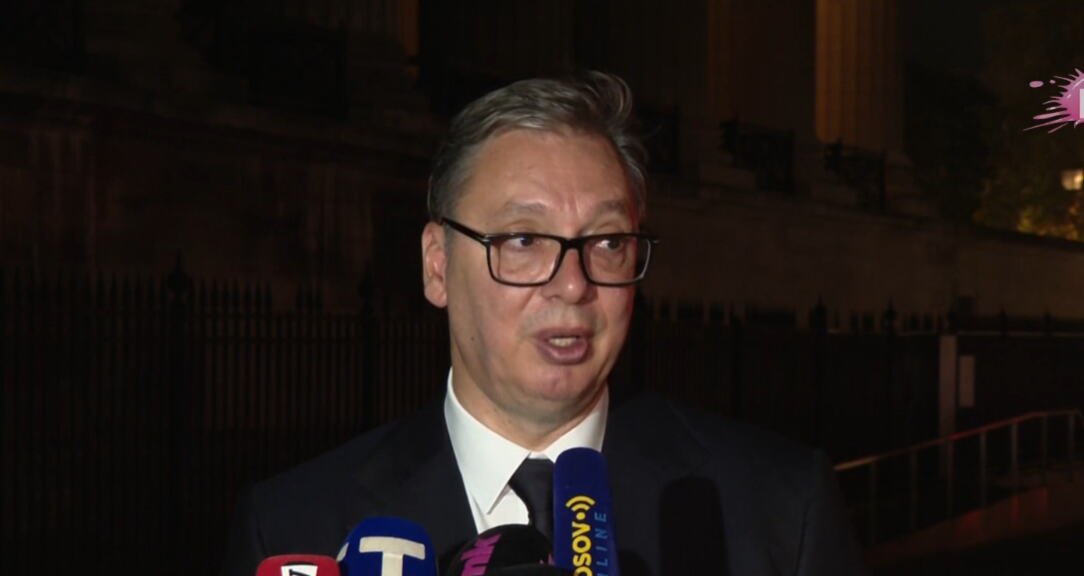 "ŽAO MI KAD VIDIM DA POJEDINI NE VOLE SVOJU ZEMLJU" Vučić iz Pariza: Skoro 3.000 prijava stiglo na portalu! I kad imam drugačiji stav ne moram nikog da vređam