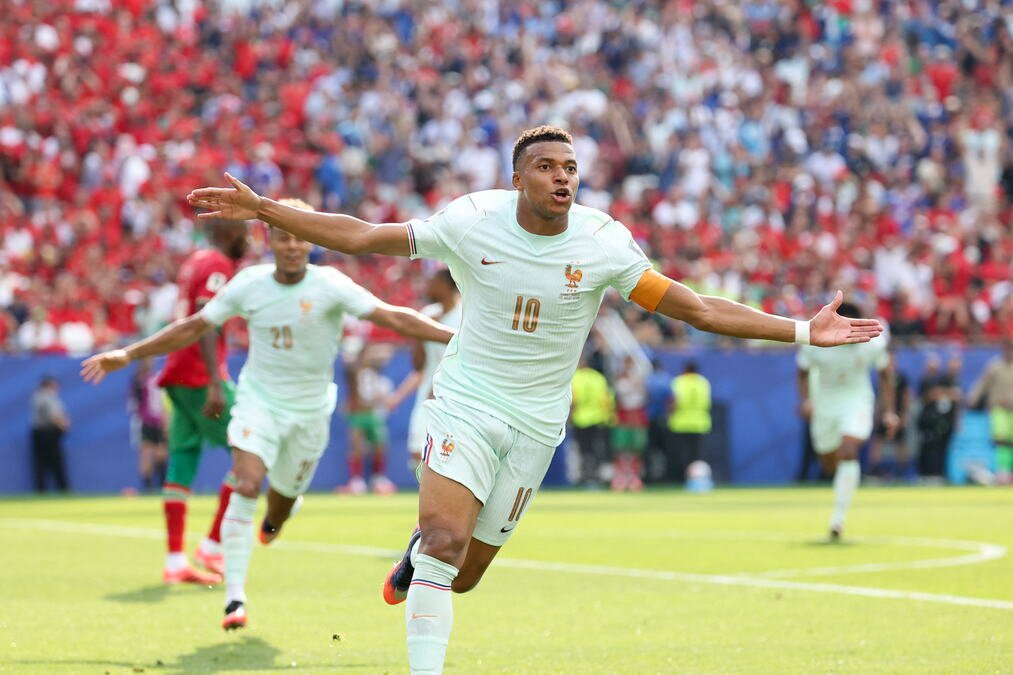 A VEČERAS, SPEKTAKL! Španija i Francuska se bore za finale Mundijala! Evo gde možete da gledate ovu utakmicu!