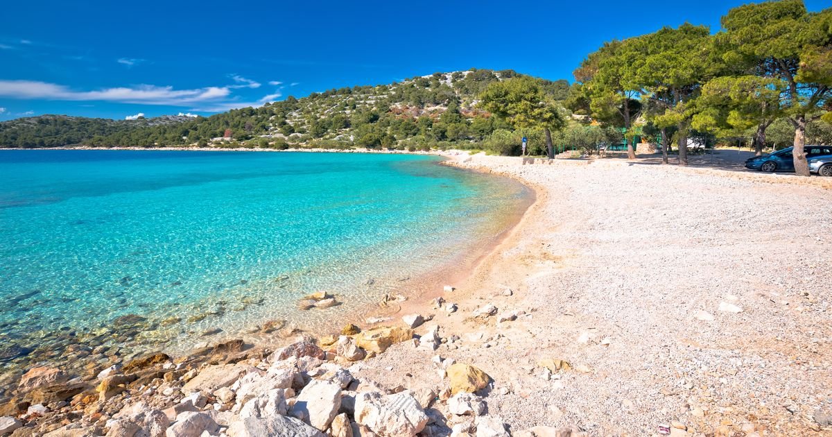 U plićaku ove plaže na Jadranu možete naći ostatke izgubljenog grada: Hrvatski dragulj za koji malo ko zna