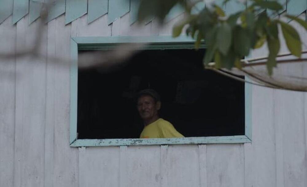 MISLILI SU DA JE LUD, A ONDA... Ovaj čovek već 39 godina živi u potpunoj samoći, na mestu gde NOVAC NEMA VREDNOST!
