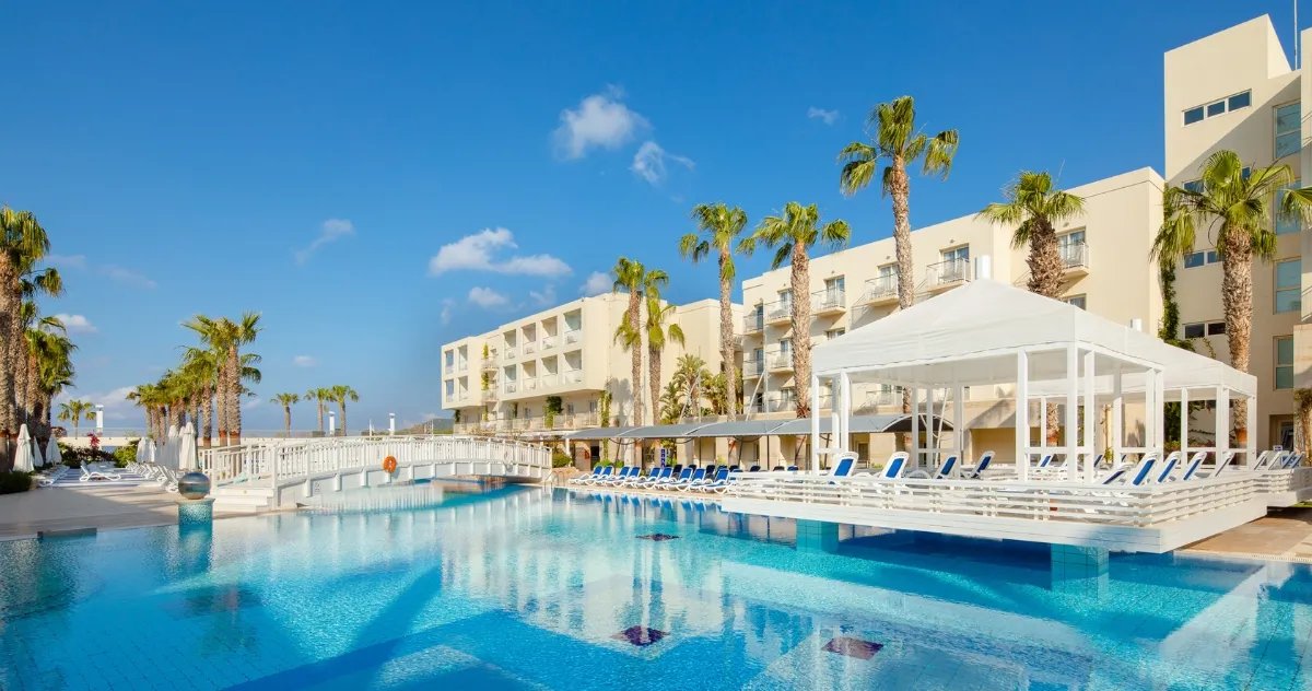 Zalasci sunca, duga promenada i pogled ka ostrvu Kos La Blanche Resort 5