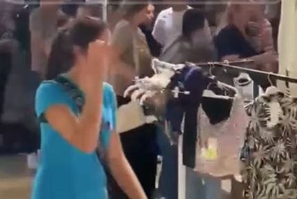 Haos na sezonskom sniženju u Novom Pazaru! Kupci se otimaju za robu, žestok sukob zbog akcija - Pogledajte nerealne prizore