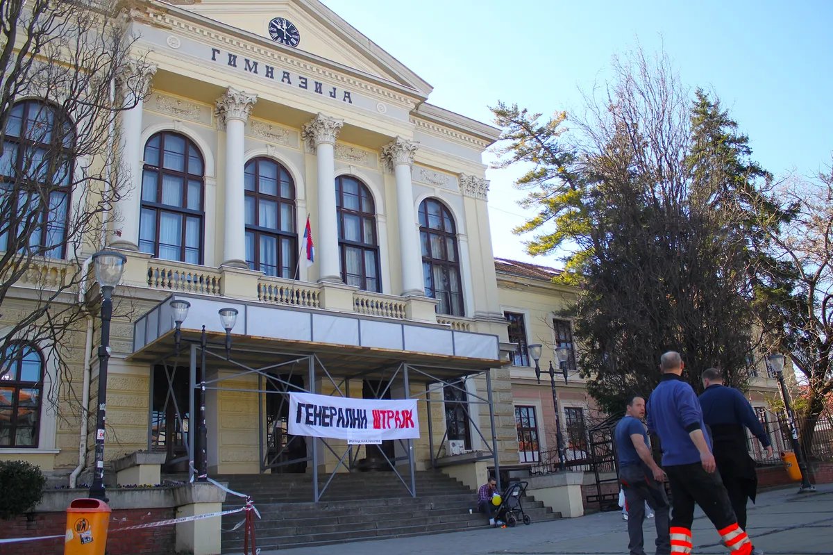 Studentska tribina u Kragujevcu "Kako do pobede na parlamentarnim izborima?"