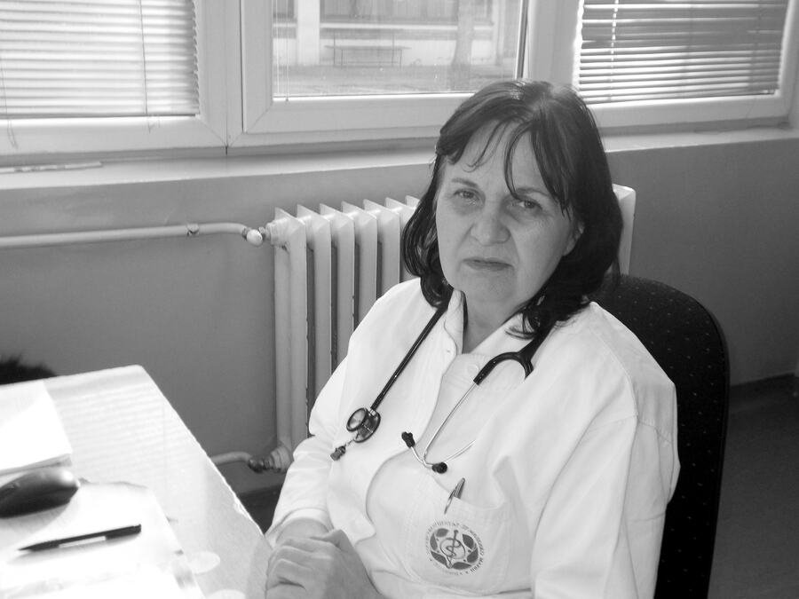 "Bila je veliki čovek, doktor i uvek tu za našu decu" Potresne poruke Lozničana nakon iznenadne smrti dr Milene Filipović