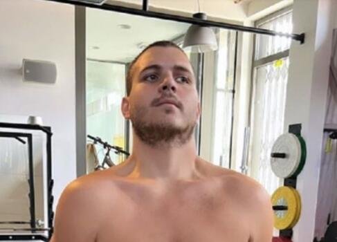 JERDE BURGERE I POMFRIT, A IZGLEDA KAO APOLON! Viktor Živojinović smršao čak 70 kilograma, ovo je njegova tajna