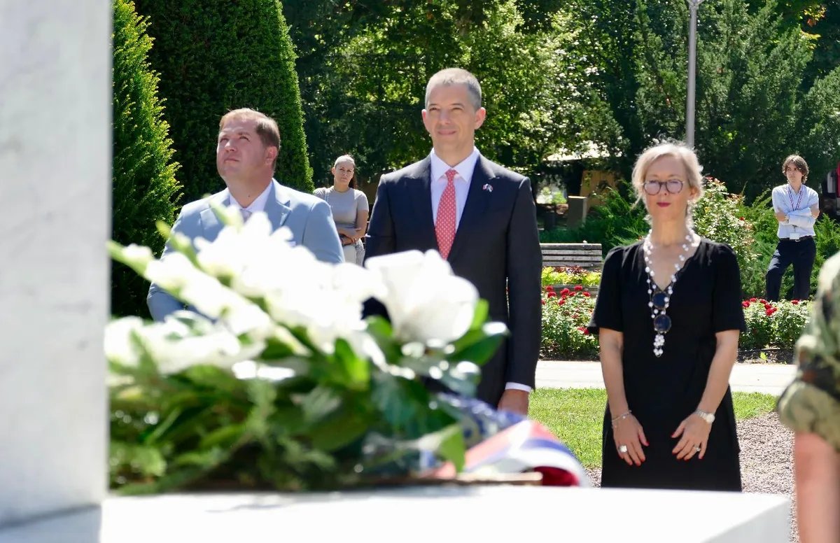 Ambasadorka Francuske o "bratskom prijateljstvu" sa Srbijom: "Odlučno podržavamo evropske integracije"