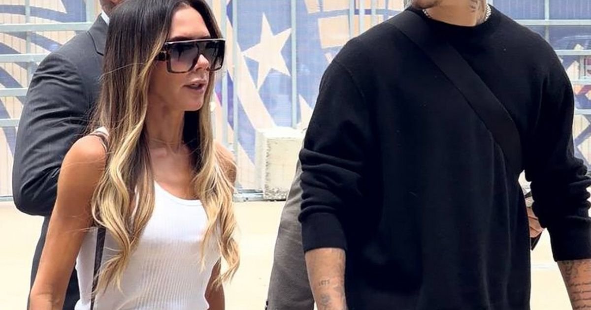 Snimili smo Viktoriju Bekam na Svetskom prvenstvu: "Servirala" eleganciju, na njoj aksesoari vredni miliona
