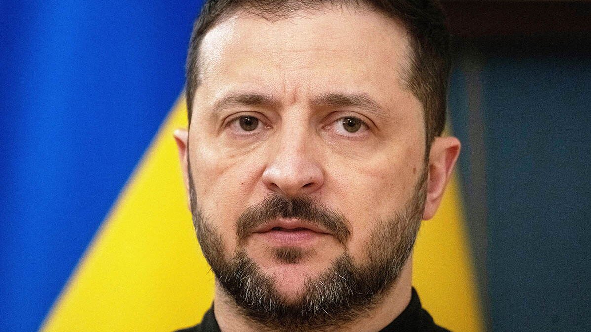 ZELENSKI POVUKAO RADIKALAN POTEZ USRED RATA! Smenjen ključni čovek za odbranu zemlje! Evo ko bi mogao da ga nasledi