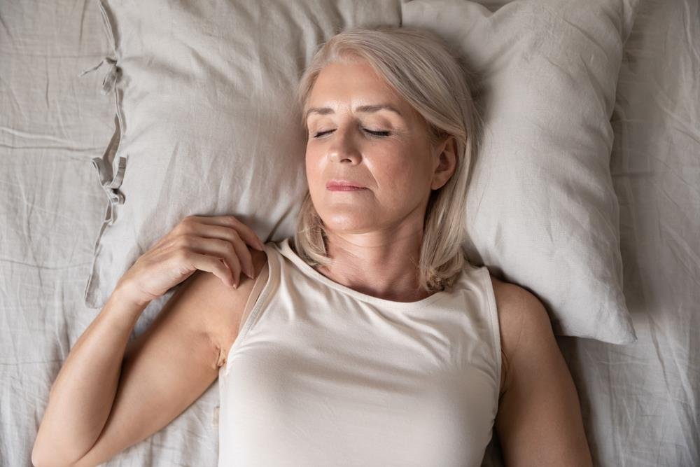Zašto se čovek trza u snu? Doktor objasnio fenomen "padanja" koji 70 odsto ljudi doživi ga u nekom trenutku