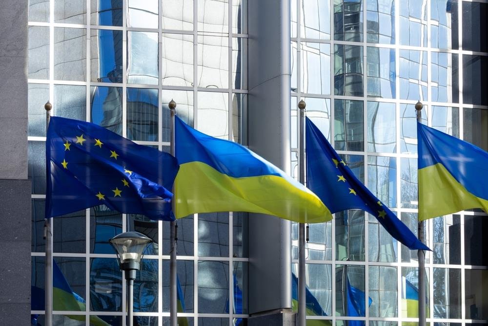 "SIGNAL JE JASAN, NASTAVLJAMO DA PODRŽAVAMO UKRAJINU": EU produžila privremenu zaštitu za ukrajinske izbeglice do marta 2028.