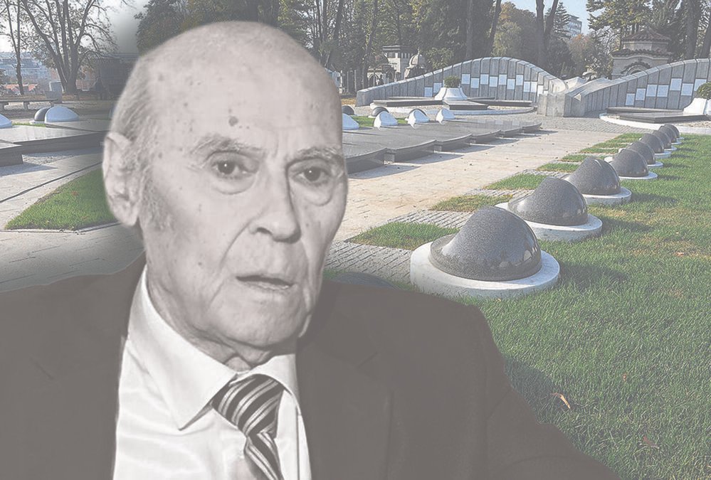 OSVANULE DVE ČITULJE NA DAN SAHRANE ANDRIJE BAJIĆA: Jedna je od Male Cane, a druga nije od njegovih ćerki: Čekaj me...