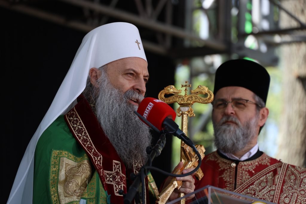 Porfirije: Istina ne sme biti povod za nove podele, nego poziv na pravdu i pomirenje