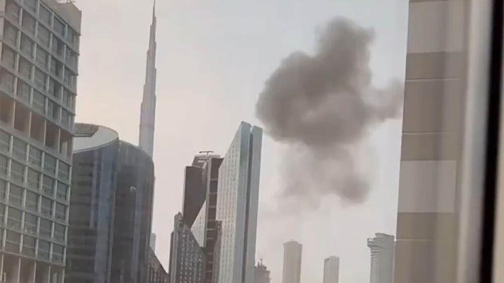Snažne eksplozije u Dubaiju: Presretnuti projektili iznad grada