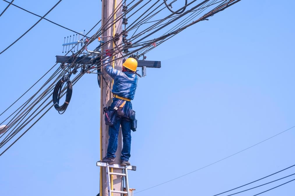 DEO LESKOVCA U PETAK BEZ STRUJE: Evo koje ulice će biti bez električne energije