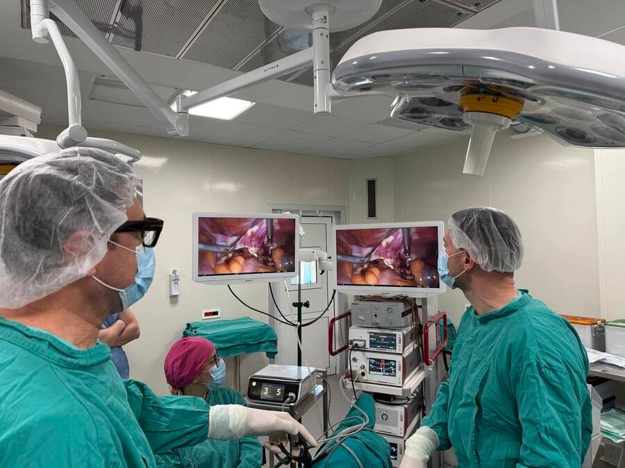 LOZNIČKO ZDRAVSTVO JAČE ZA PET STRUČNJAKA! Stigli novi specijalisti, od početka godine ukupno 17 mladih lekara pojačalo tim (FOTO)