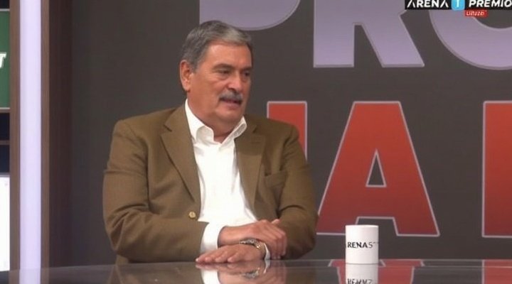 VLADE ĐUROVIĆ KAO POKISAO U STUDIJU NAKON DEBAKLA CRVENE ZVEZDE: Opleo po Mekintajeru kao nikada do sada: "Svi su bolji od njega"! Ljut i utučen nakon poraza!